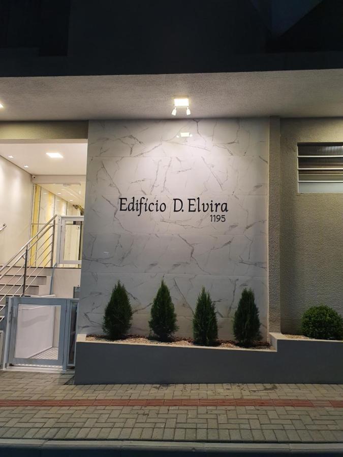 Apartamento Dona Elvira Piçarras Eksteriør billede
