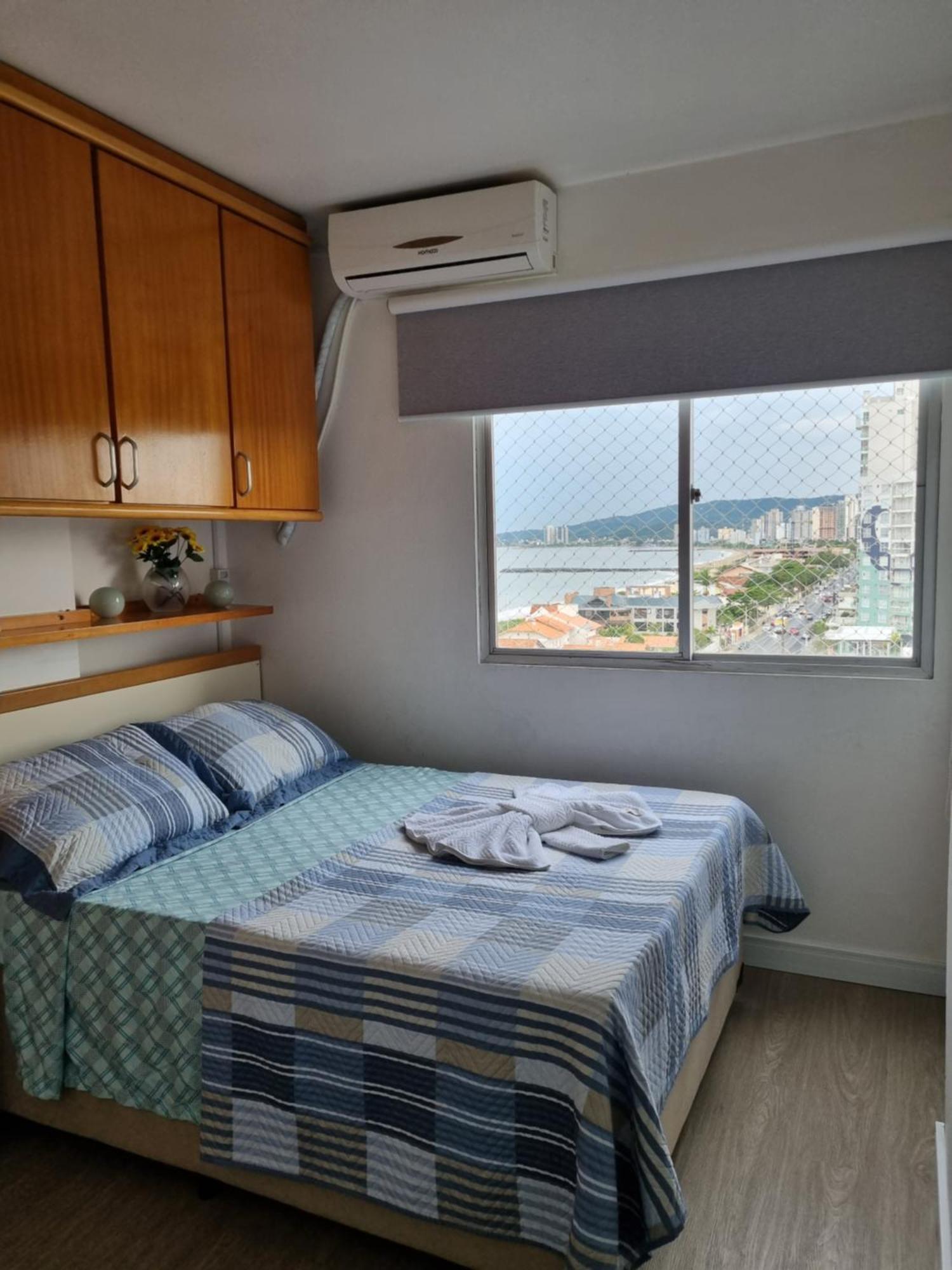 Apartamento Dona Elvira Piçarras Eksteriør billede